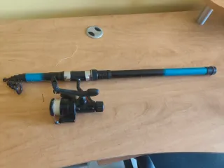 Caña de pescar con carrete