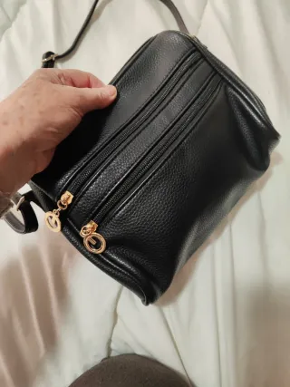 Bolso piel vintage negro