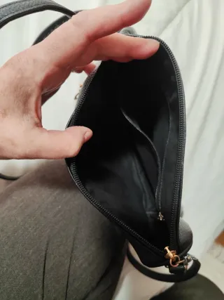 Bolso piel vintage negro