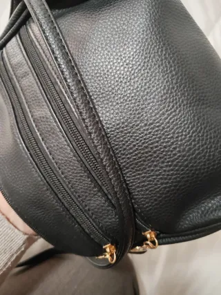 Bolso piel vintage negro