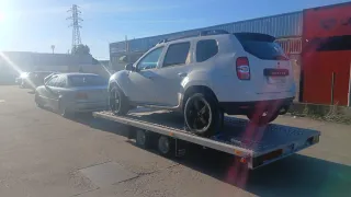 Trasporte vehiculos maquinaria. Etc portes