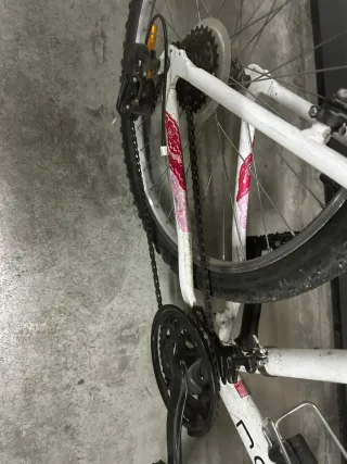 Bicicleta Rockrider 26 Blanca y Rosa