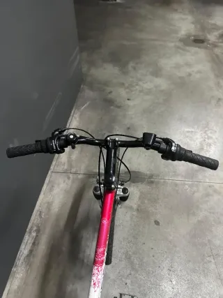 Bicicleta Rockrider 26 Blanca y Rosa