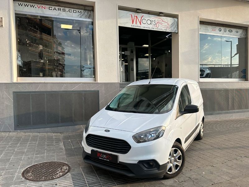 Ford Transit Courier 2021 - foto 1
