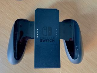 Nintendo Switch Morado y Amarillo