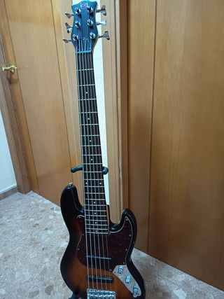 Bajo Ken Smith Design KSD 6 cuerdas (activo)