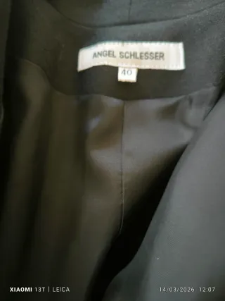Chaqueta Angel Schlesser Negra Elegante
