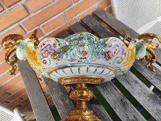 Centro de mesa antiguo dorado