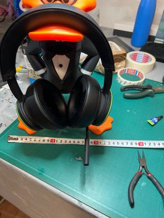 Figura Pato Lucas 34cm