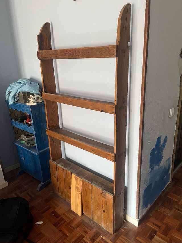 Estanteria / librería antigua . Mueble almacenamie