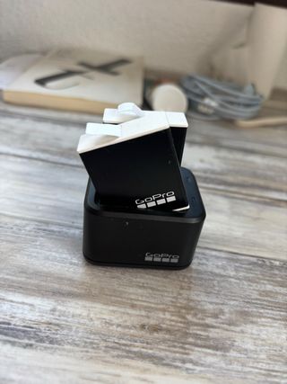 Caricatore GoPro + 2 Batterie Enduro