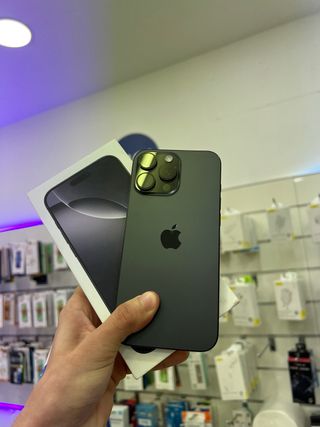 iPhone 16 Pro Max 256GB Negro seminuevo