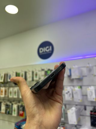 iPhone 16 Pro Max 256GB Negro seminuevo