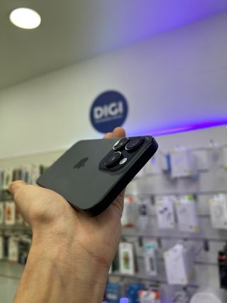 iPhone 16 Pro Max 256GB Negro seminuevo