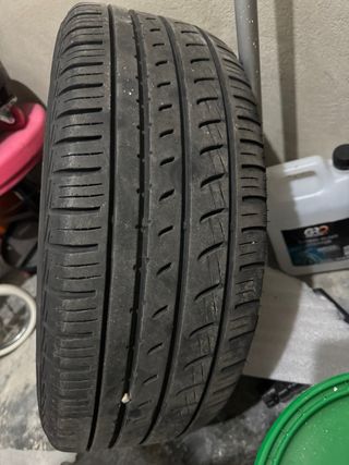 Rueda Pirelli P7. 215/55/R17