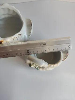 Cisnes de porcelana antiguos con flores