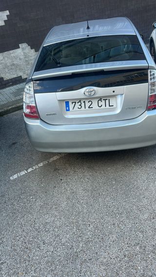 Toyota Prius 2004