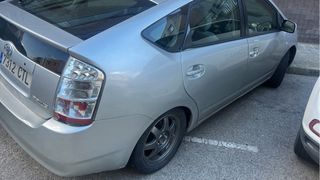 Toyota Prius 2004