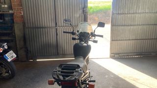 Honda CB 250 Naked Negra