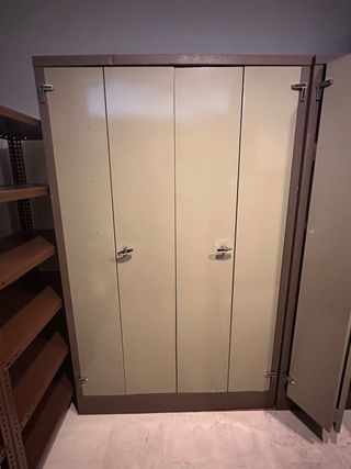 Armarios metálicos de oficina y archivo