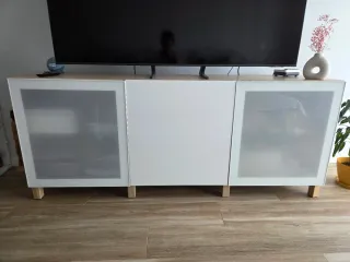 Mueble TV blanco y madera
