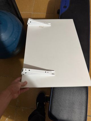 Mesa auxiliar plegable blanca