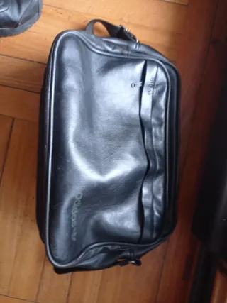 Bolsa de viaje negra