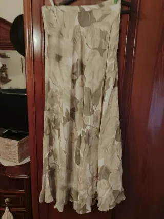 Falda pareo Zara floral talla 42