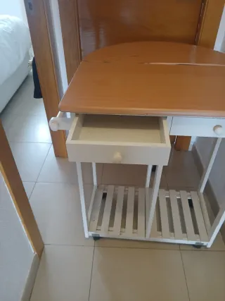 Carro mesa auxiliar plegable