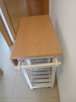 Carro mesa auxiliar plegable