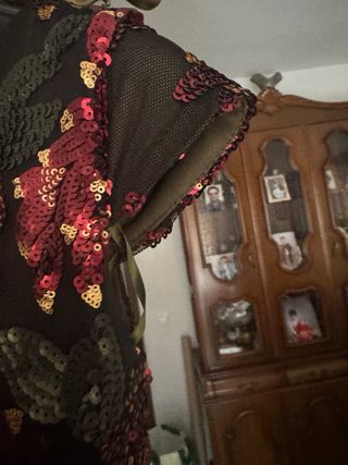 Vestido de fiesta verde y rosa