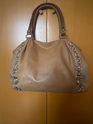 Bolso grande de cuero color camel