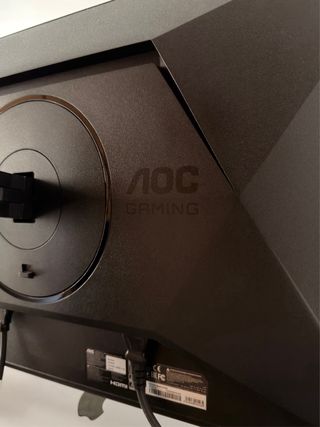 Monitor AOC Q27G4XF 27 Como Nuevo