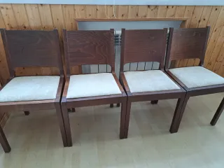 4 sillas de madera