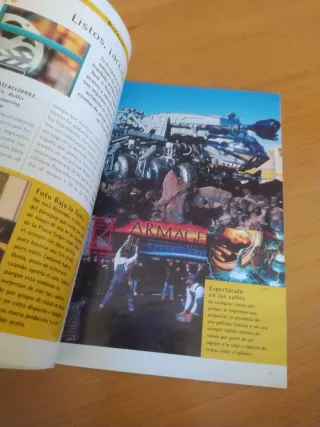 Guía de viaje Disneyland 2004