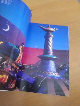 Guía de viaje Disneyland 2004