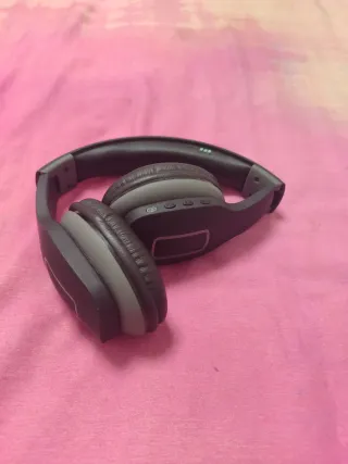 Auriculares Inalambricos Negros y Grises