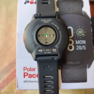 Polar Pacer Night Black