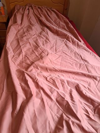 Cortinas y Colchas color teja