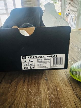 Botas de fútbol f50 compradas por error talla 36