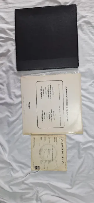 Lote 3 Vinilos Antiguos: Pasodobles, Tangos
