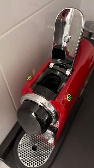 Cafetera Nespresso Citiz Roja