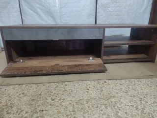 Mueble TV salón madera y metal