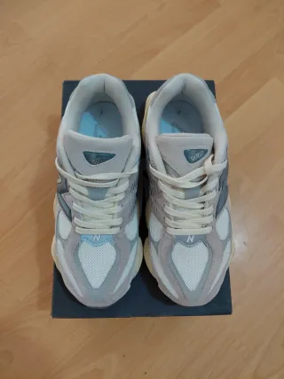 Zapatillas New Balance 9060 Gris/Blanco