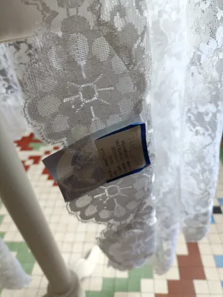 Mantilla de fallera blanca encaje