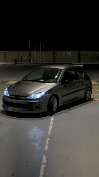 Peugeot 206 1999