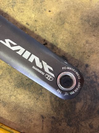 Pedalier Shimano Saint y guiacadena el gallo