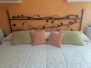 Cabecero de forja negro