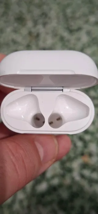 Estuche AirPods 2 Apple