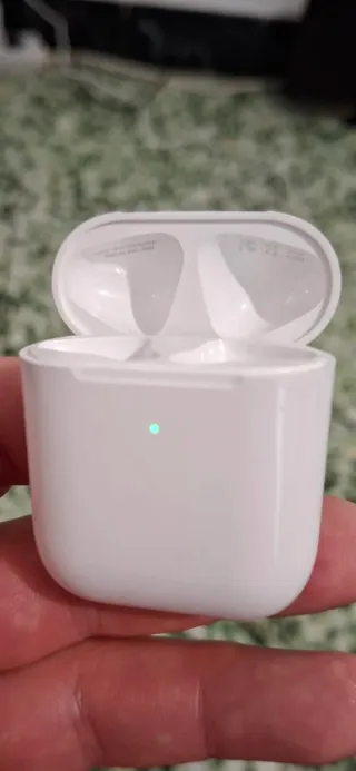 Estuche AirPods 2 Apple